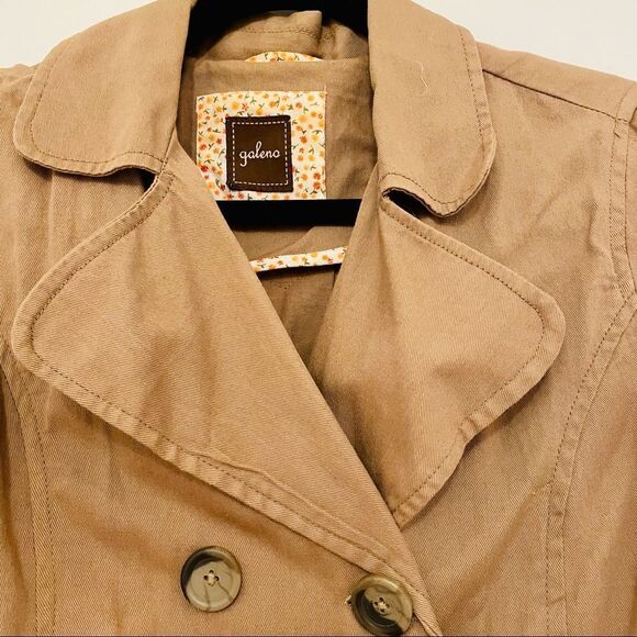 Tan Light Jacket - Picture 3 of 3